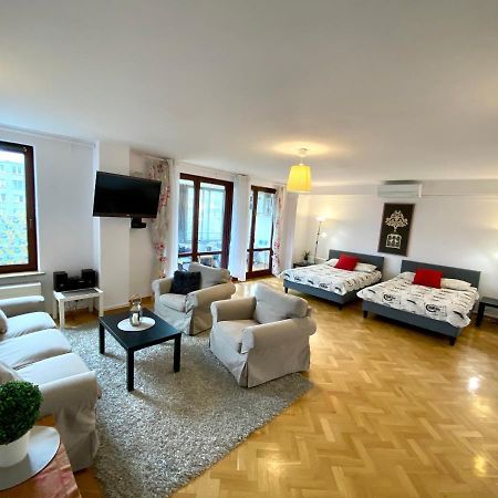 Center Warsaw - Apartmenty Jana Pawla II Экстерьер фото