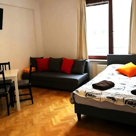 Center Warsaw - Apartmenty Jana Pawla II Экстерьер фото
