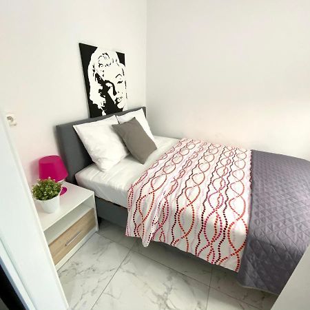 Center Warsaw - Apartmenty Jana Pawla II Экстерьер фото