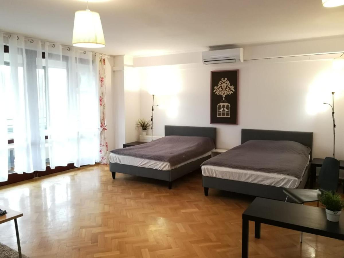Center Warsaw - Apartmenty Jana Pawla II Экстерьер фото