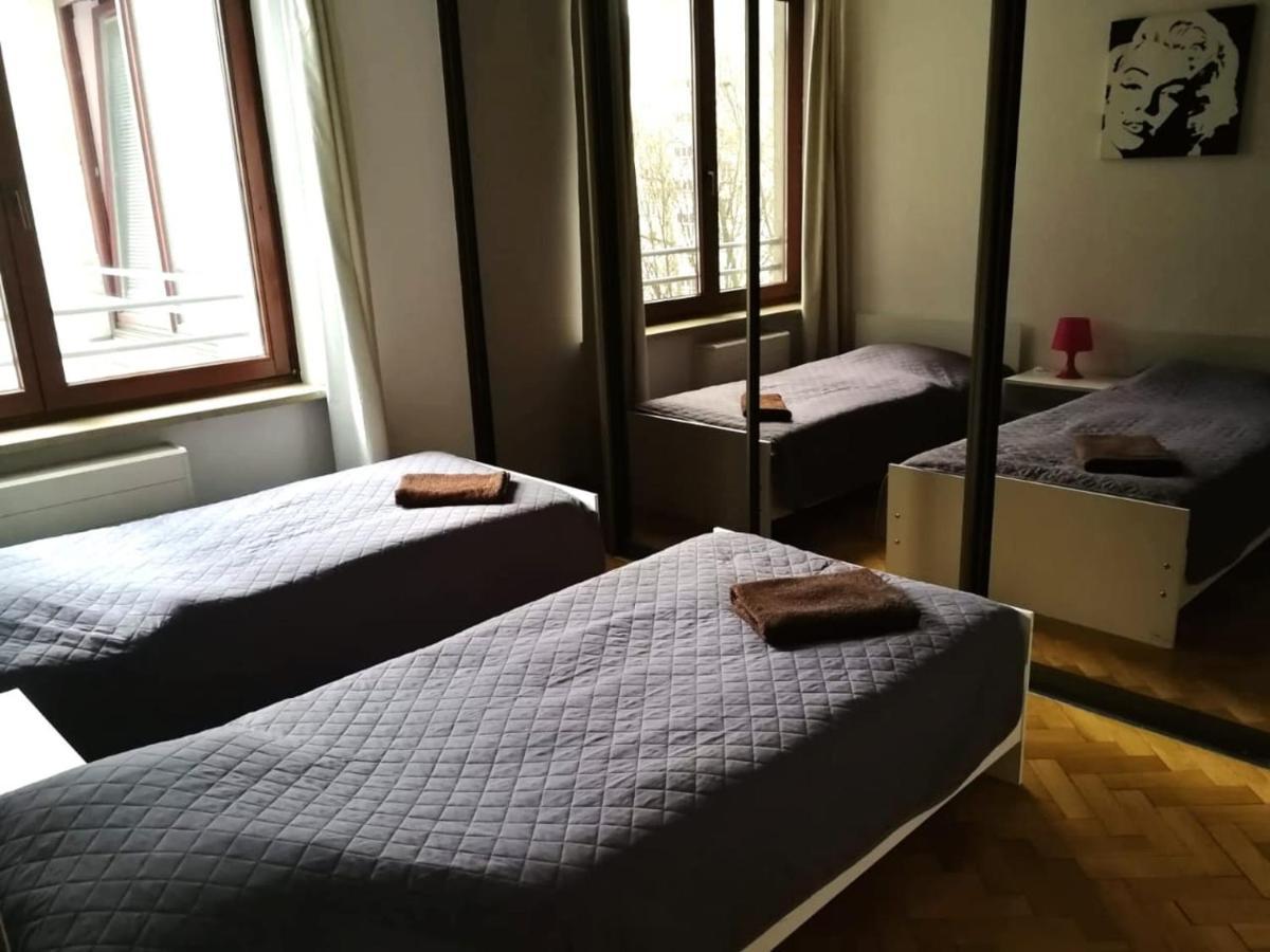 Center Warsaw - Apartmenty Jana Pawla II Экстерьер фото