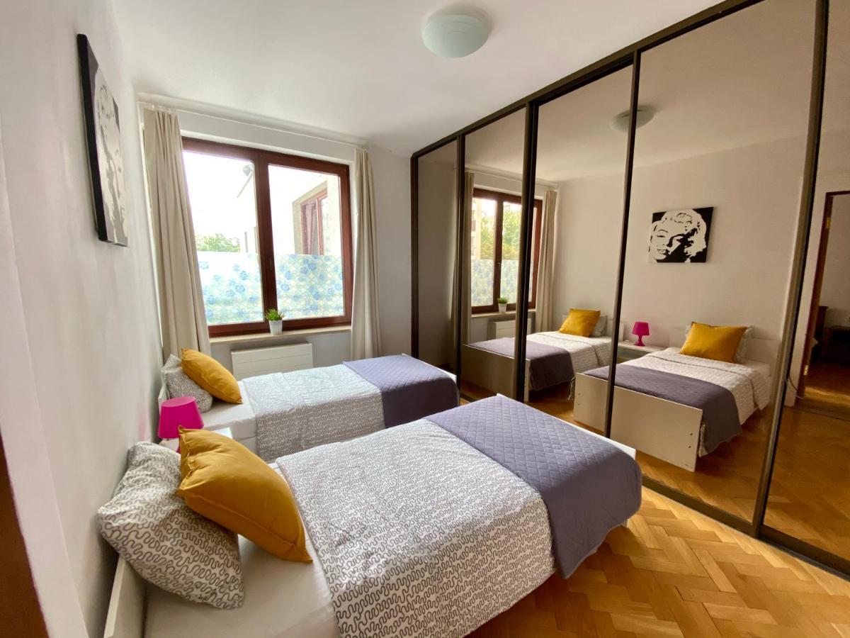 Center Warsaw - Apartmenty Jana Pawla II Экстерьер фото