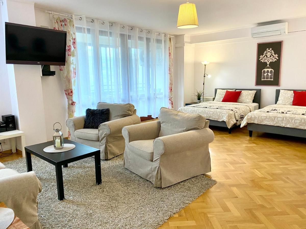 Center Warsaw - Apartmenty Jana Pawla II Экстерьер фото