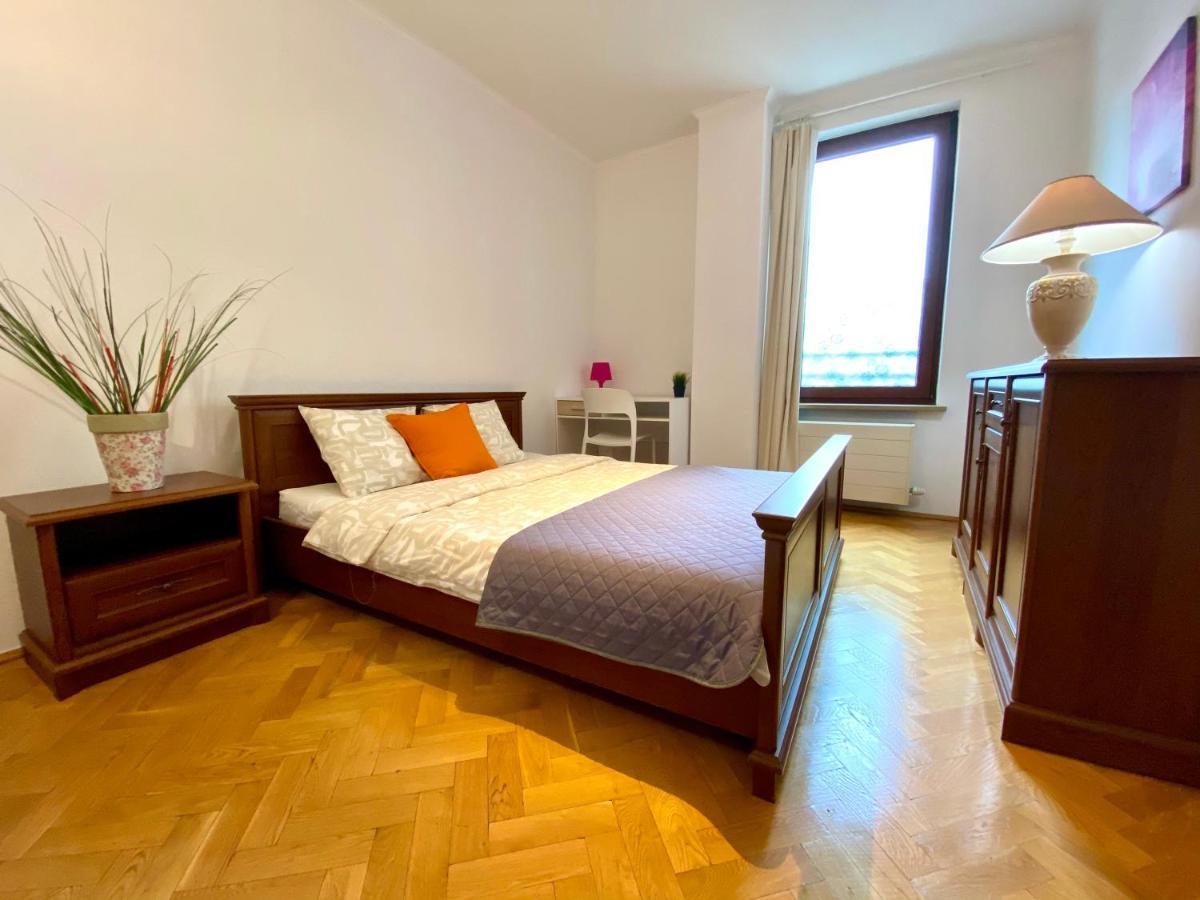 Center Warsaw - Apartmenty Jana Pawla II Экстерьер фото
