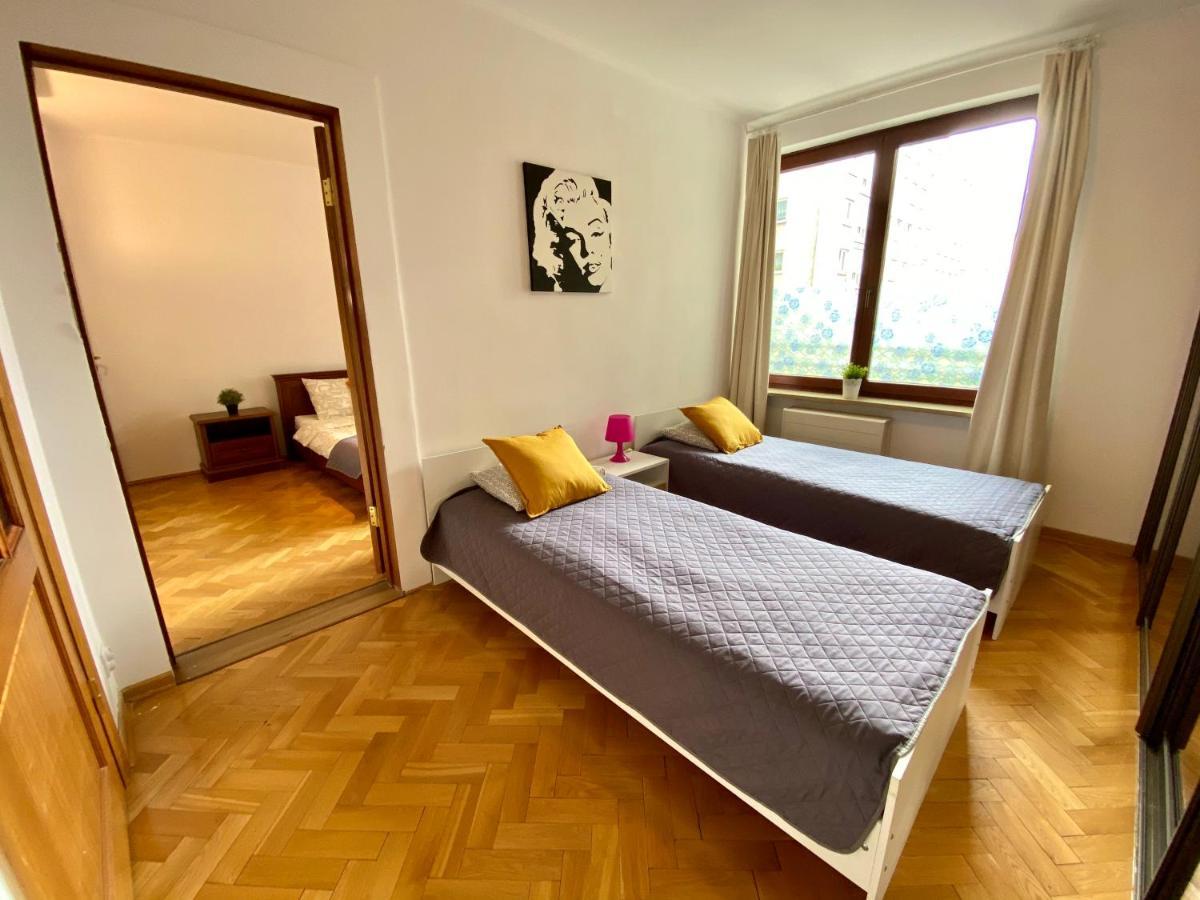Center Warsaw - Apartmenty Jana Pawla II Экстерьер фото
